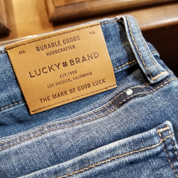 Lucky Brand Women's Mid Rise Sweet Bootcut Jeans - Picture 7 of 8